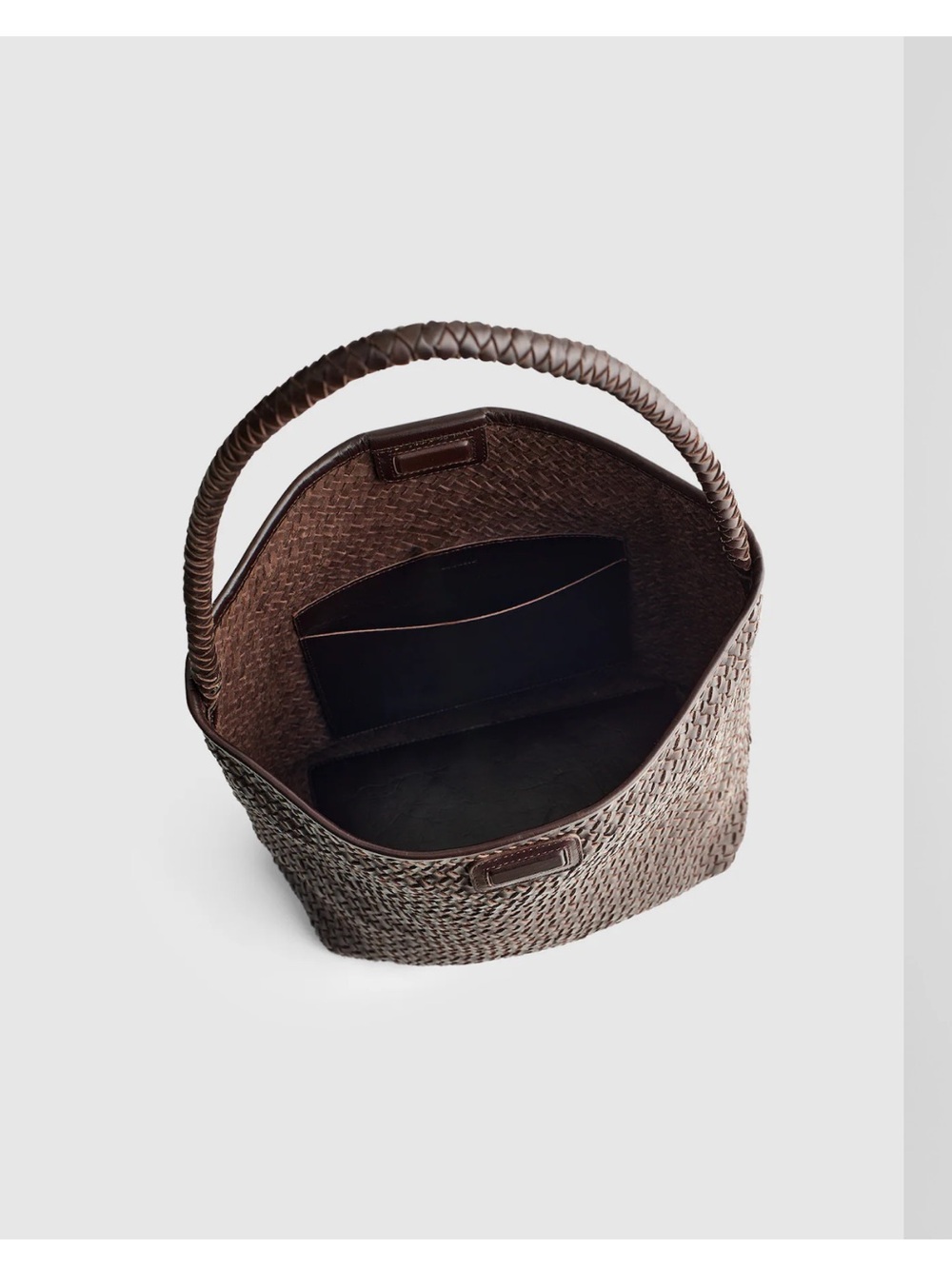 Madewell The Signature Woven Bucket Bag in Coffee Bean - Picture 5 of 8